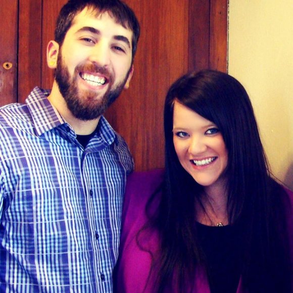 Hello & Welcome to Kari’s Repeat Boutique! 🤗💖 - Picture 2 of 8